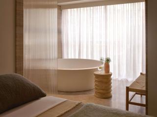 Mondrian Gold Coast - 5