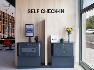 ibis Hotel Berlin Airport - 5