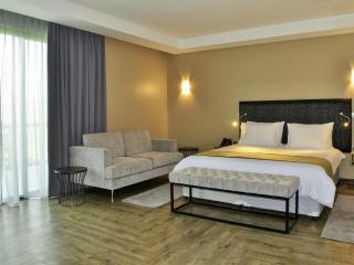 EPIC Hotel & Suites - 1