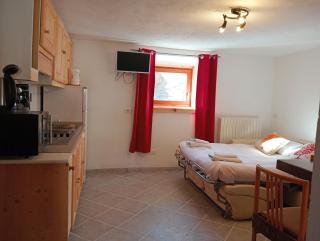 canton 520 camera matrimoniale e appartamento self check in - 3