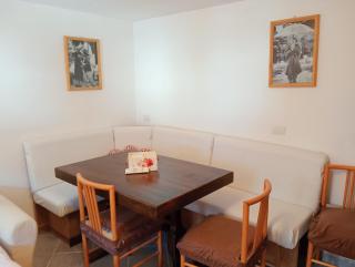 canton 520 camera matrimoniale e appartamento self check in - 4