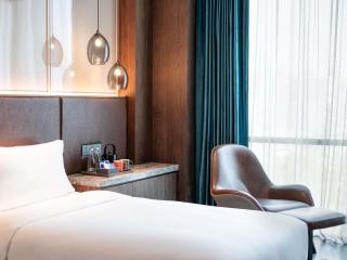 Novotel Shanghai Baoshan Jiusi - 1