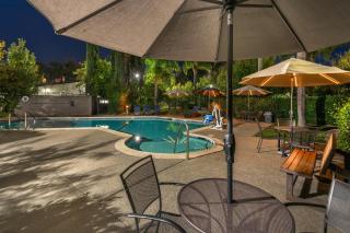 University Park Inn & Suites, an Ascend Collection Hotel - 3