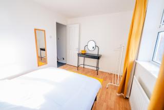 Spacious & High celling 2 Bedroom House - 8