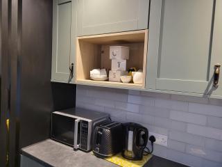 Cozy Studio Newly Furnished - 3