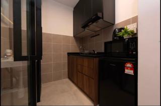 7-10mins subang airport premium luxury studio 2pax - 3