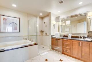 MGM Signature 1BR Condo with Strip & Pool Views - 7