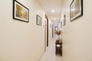 FabHotel Golden Star - 2