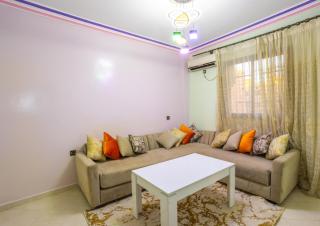 Family Apartment in Marrakech 3 Bedrooms & Balcony with View - 8