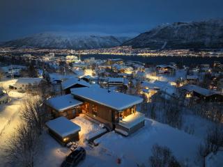 The Arctic panorama studio with outdoor jacuzzi - 9