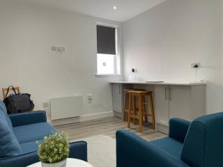 2 Rooms with Private En-Suite City Centre TS1 - 9