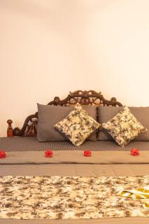 Island Taprobana - NilHiri - 3