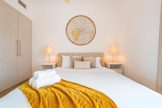 Unique Yas Oasis - Fully Furnished - 5 min from F1, Ferrari World, Sea World, Yas Mall and more - 7