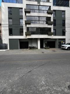 Apartamento quadra mar Meia Praia - 3