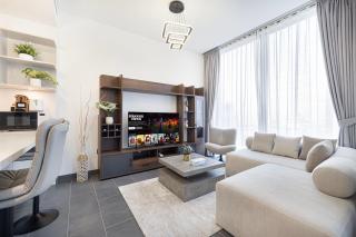 Luxurious Crest Tower Suites By Hostiva- Burj View - 1
