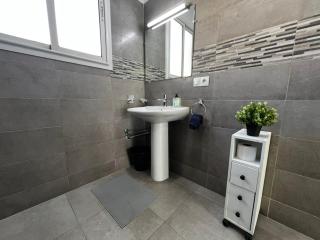 Cozy & Stylish 2BR - Near Arribat Center Mall - 2