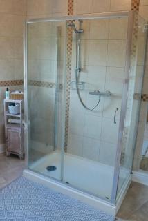 Spacious 3BR Home Retreat in Halifax Countryside - 3