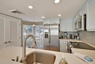 PC202E: 202E Port O'Call - Isle of Palms - 2