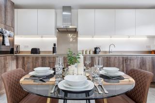 Work Crew 2BR with 2 Parking Spaces - Englefield Green - 7