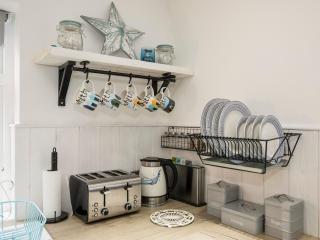 Rose And Crown Yard - 3