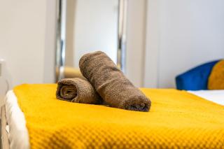 #80 Stylish Central Flat on Market Street - 9