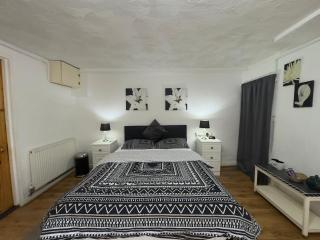 The Bluebird Porthmadog Retreat - 4