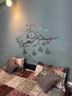 The Crown Seven Stay - 6