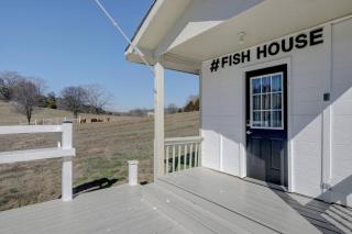 FishHouse Highland Cows FARM STAY Tinyhome Catfish - 8