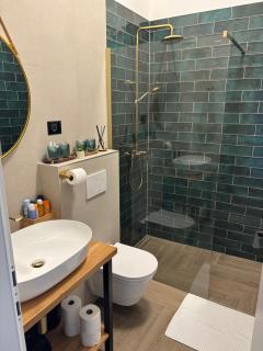 Silver House - Home away from home - 2