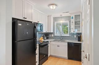 MWV2010: 2010 Marsh Walk Villa - 2