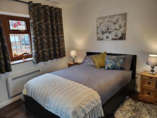 Cozy Studio Newly Furnished - 7