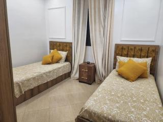 Modern Private Villa in Fez with Pool, Jacuzzi & Spa 10 min from Airport - 2
