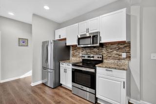 Spacious 4BR Mozley Park Home with Fenced Yard home - 3