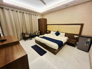 Stays - Golf Course Road - Gurgaon - 6