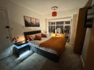 Lovely 1-Bed City Centre escape with Kitchen & Free Parking - 5