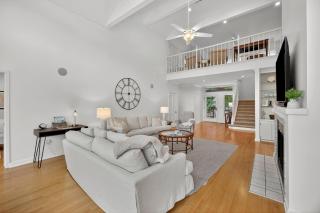 BH08: 8 Bufflehead - 2