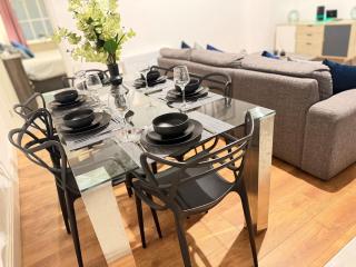 Bold Street Spacious 4 Bed Stay - 9