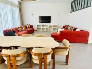 Modern villa with a private pool - 8