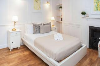 BnBNova - 3BR - Fitzrovia & St Annes Gardens - 1