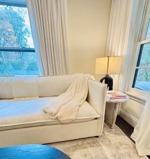 Boutique Farmhouse at Montaluce Winery-2 Restaurants- Fast WIFI-Free Park-Hike-Weddings - 7