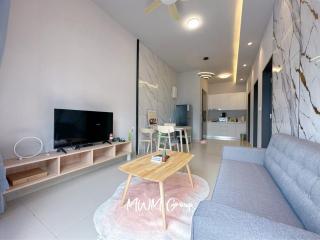 Meldrum Heights Walkable to CIQ By MWM - 5