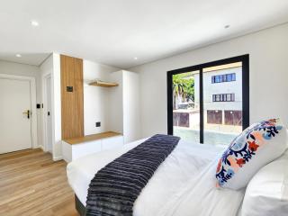 The Palm Paradise - 1