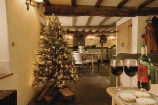 Stylish Country Cottage Nr Ambleside by LetMeStay - 0