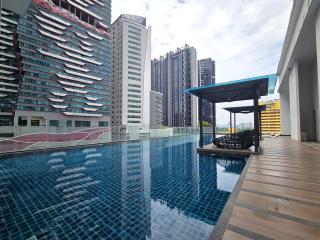 Reizz Residence by Greenhome - 6