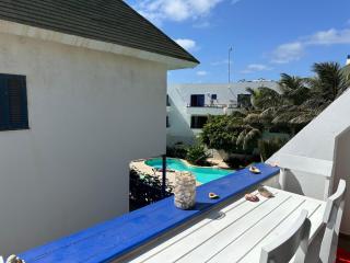 Leme Bedje Two Bedroom - By Bobbywashere - 9