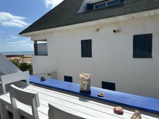 Leme Bedje Two Bedroom - By Bobbywashere - 7