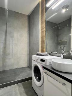 Close to Chopin airport, Moduo Cybernetyki, free parking by Cosmo Spirit - 3