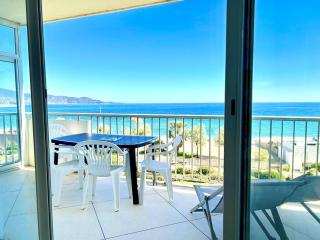 Appartement 3 pièces avec parking, animaux admis, Le Lavandou - FR-1-251-374 - 0