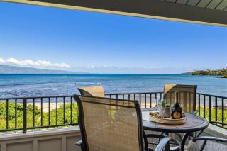 Kahana Village 33 · KHV 33 Oceanfront 2BD Villa Spectacular Ocea - 1