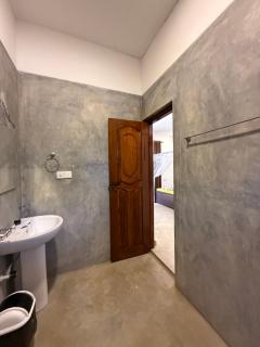 kuda Bay Surf Hostel - 7